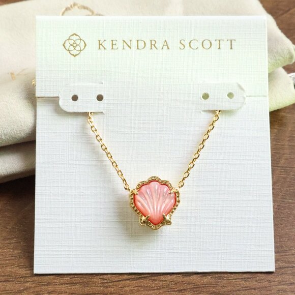 New Kendra Scott Brynne Blush Ivory Mother-of-Pearl Gold Shell Necklace - Picture 1 of 2